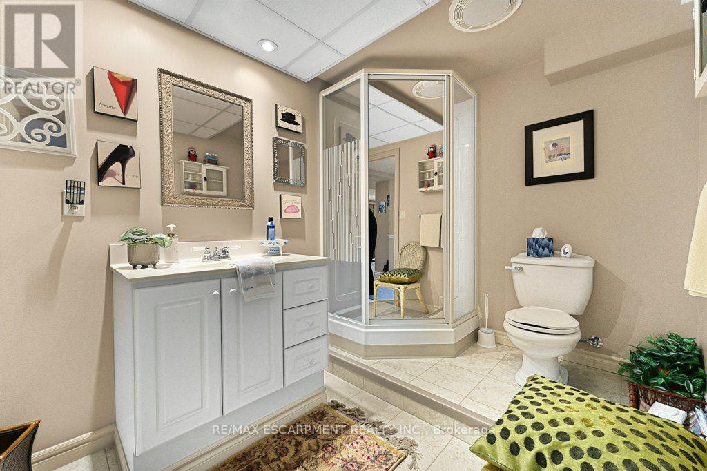 12 Weneil Drive Property Photo 36