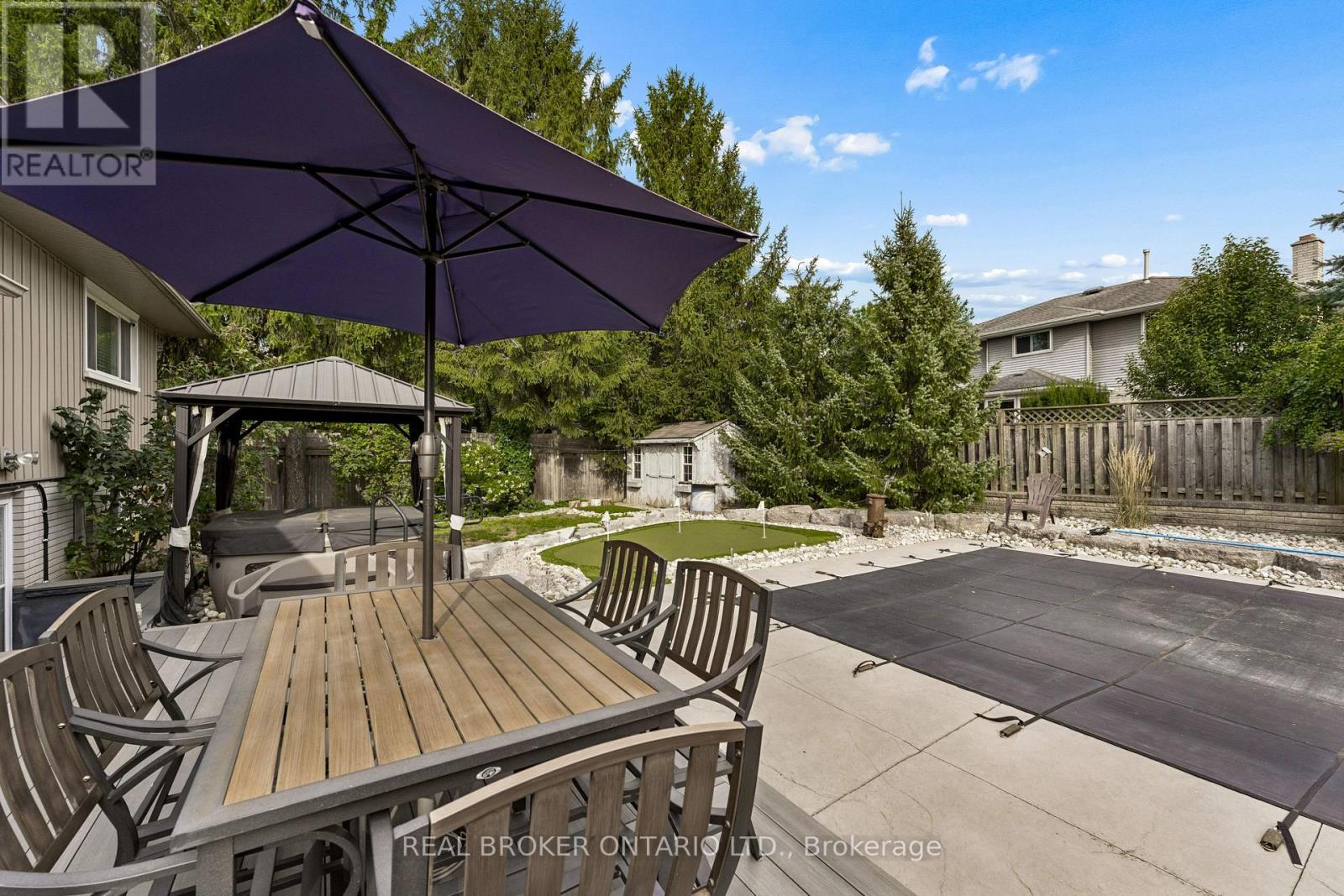 373 Forestlawn Road Property Photo 28