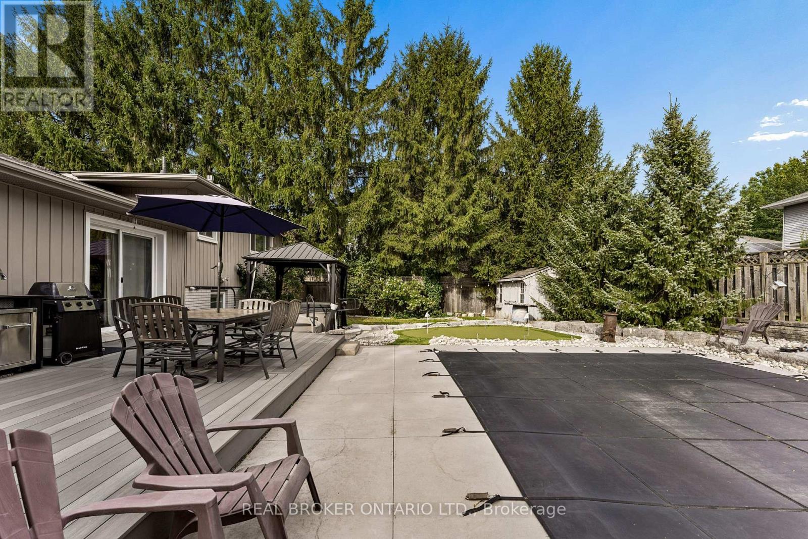 373 Forestlawn Road Property Photo 29