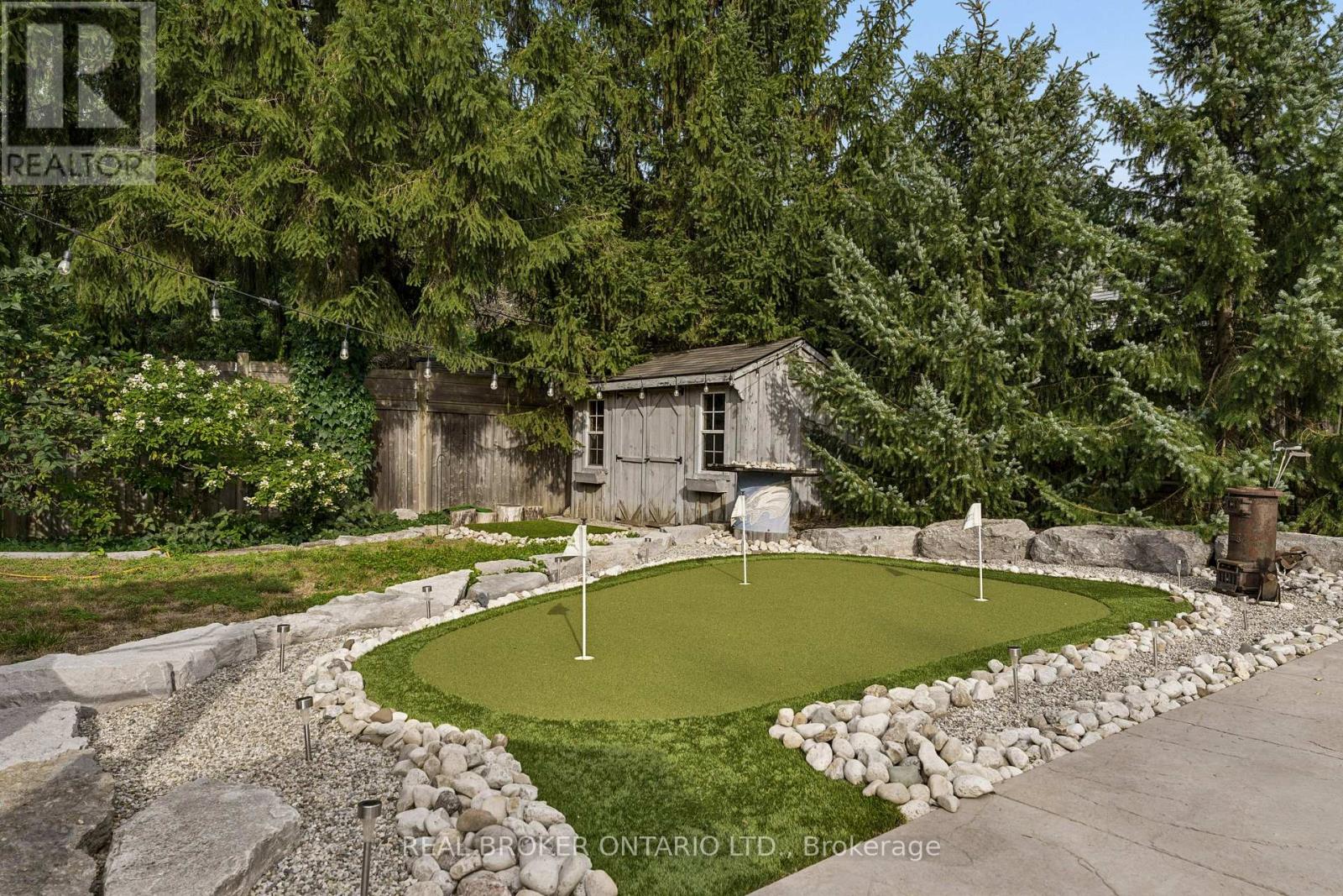 373 Forestlawn Road Property Photo 34