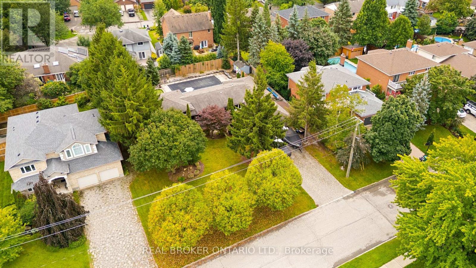 373 Forestlawn Road Property Photo 38
