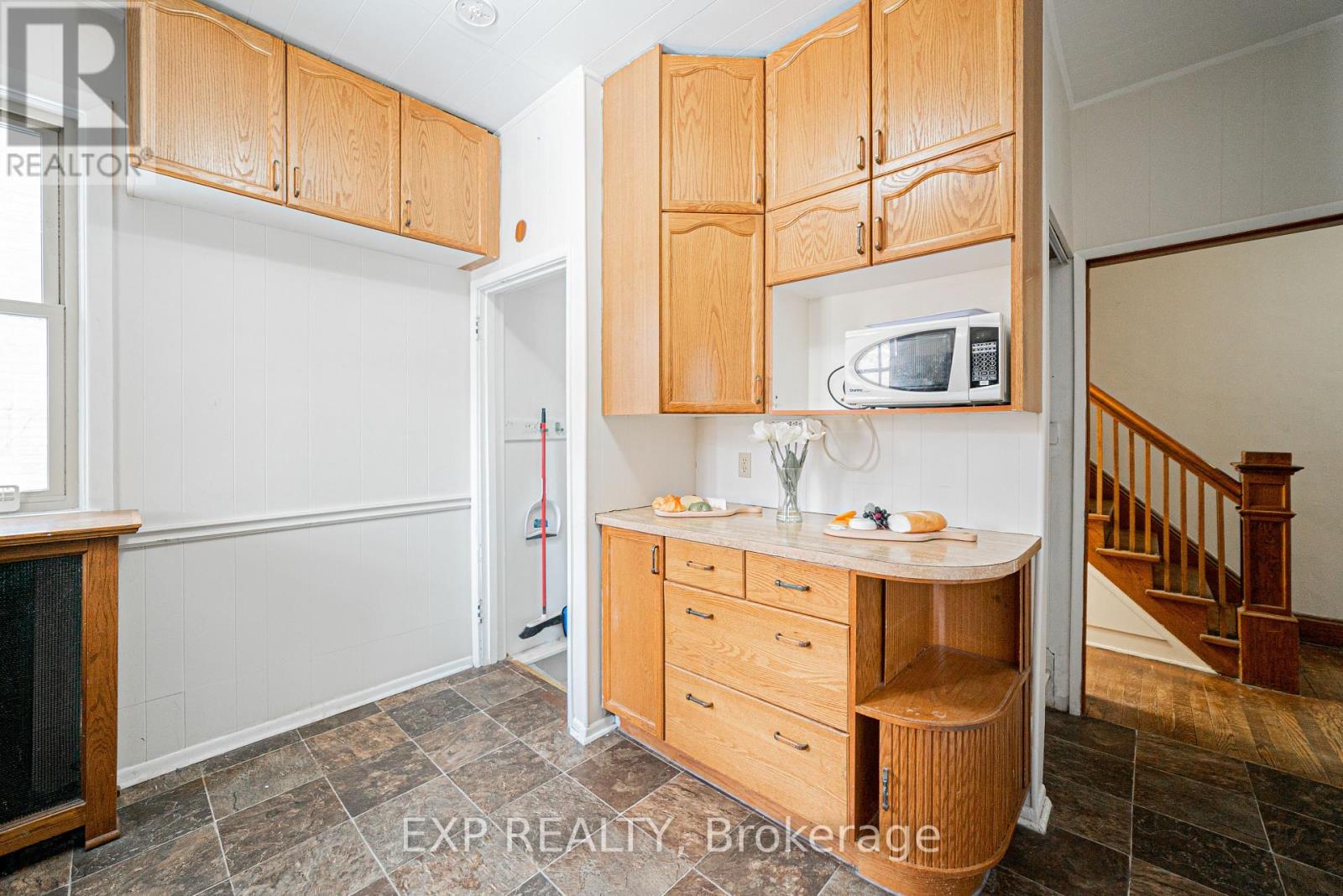 Main - 52 Proctor Boulevard Property Photo 11