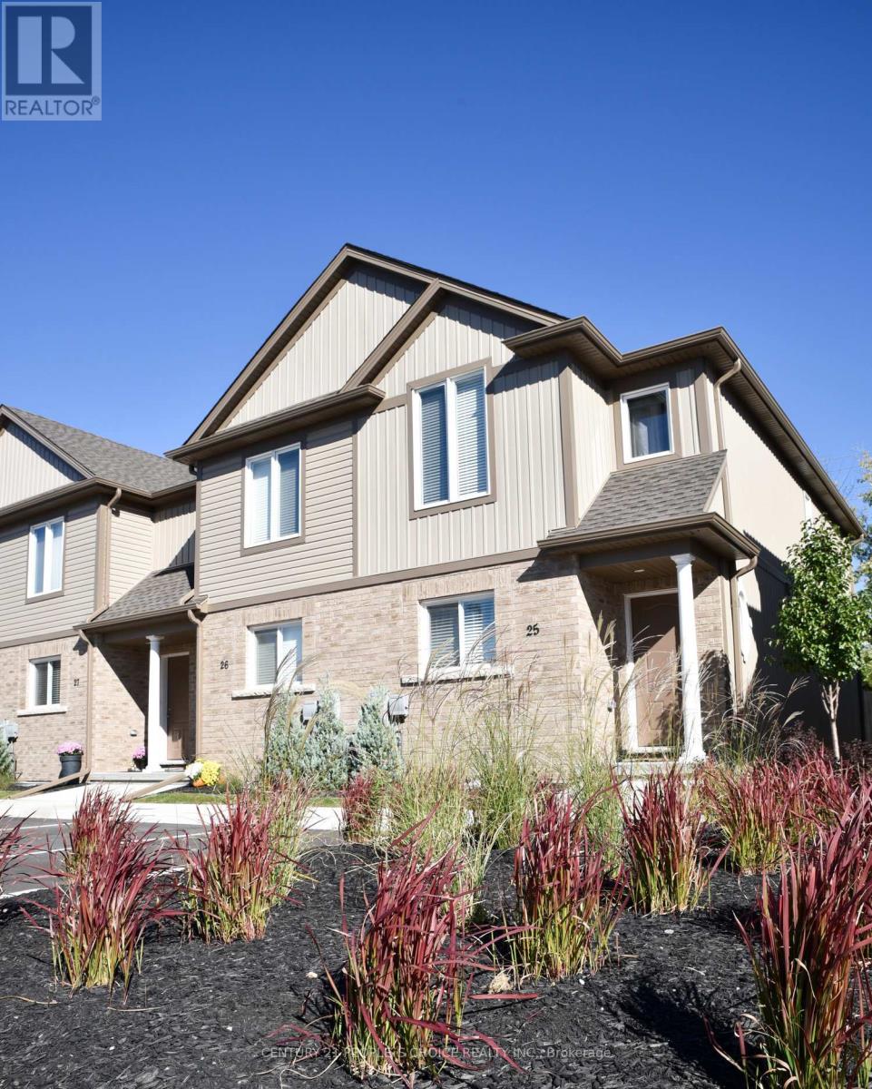 75 - 7768 Ascot Circle Property Photo 2