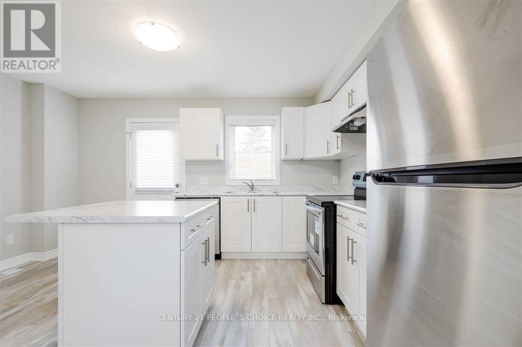 75 - 7768 Ascot Circle Property Photo 6