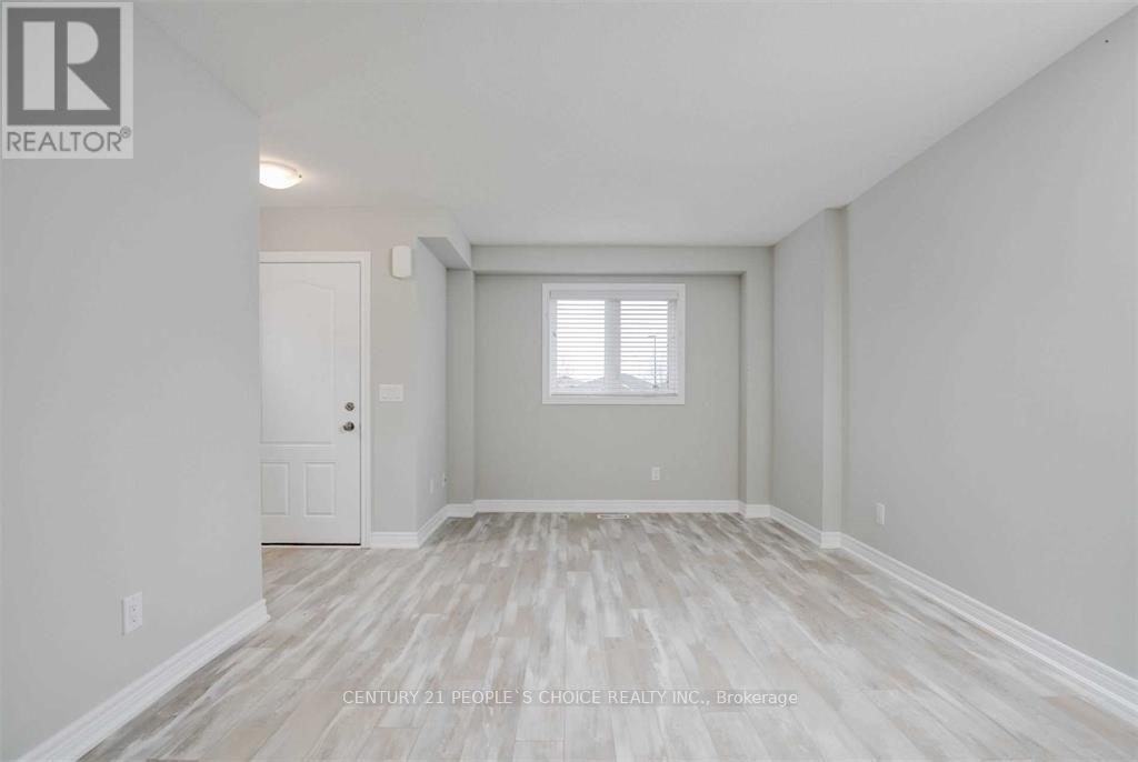 75 - 7768 Ascot Circle Property Photo 10