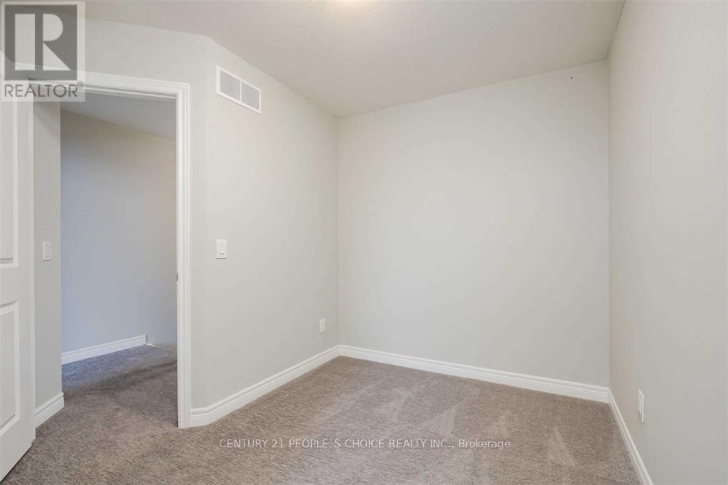 75 - 7768 Ascot Circle Property Photo 20