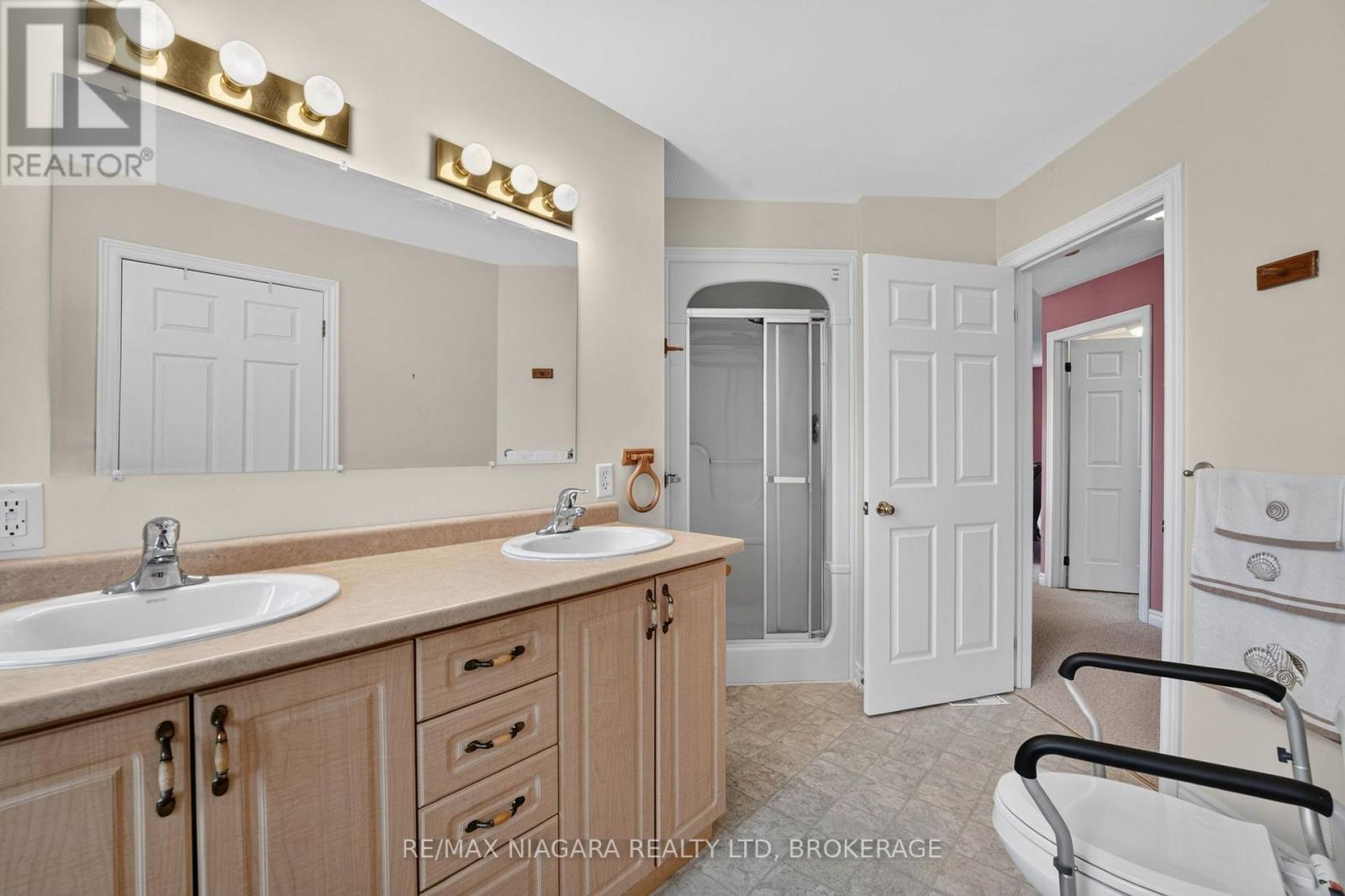516 - 3033 Townline Road Property Photo 25