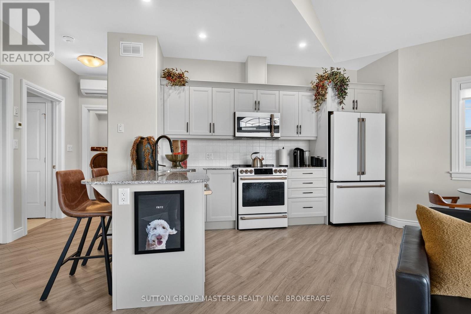 69 Lowry Place Property Photo 19