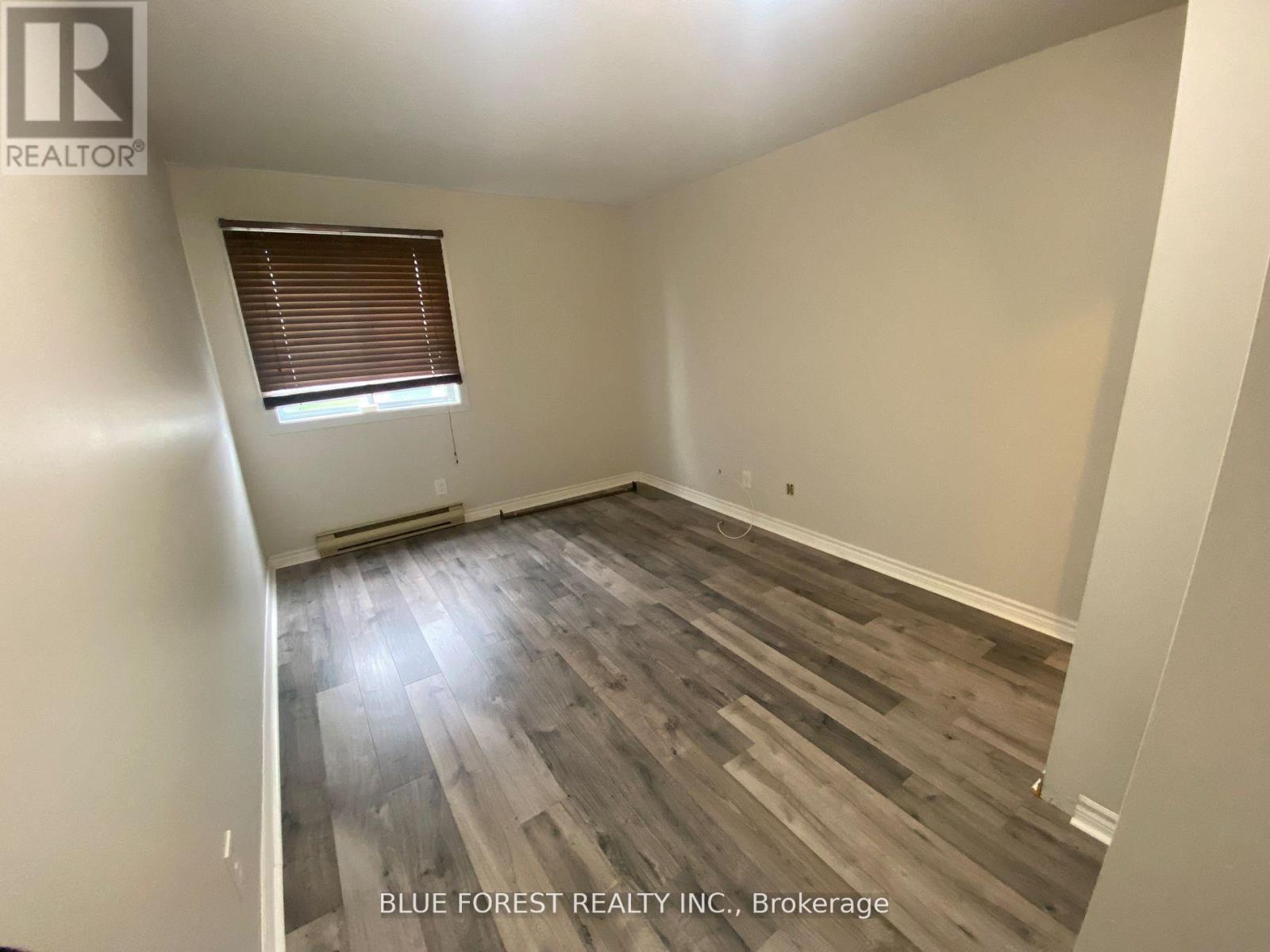 201 - 737 Deveron Crescent Property Photo 14