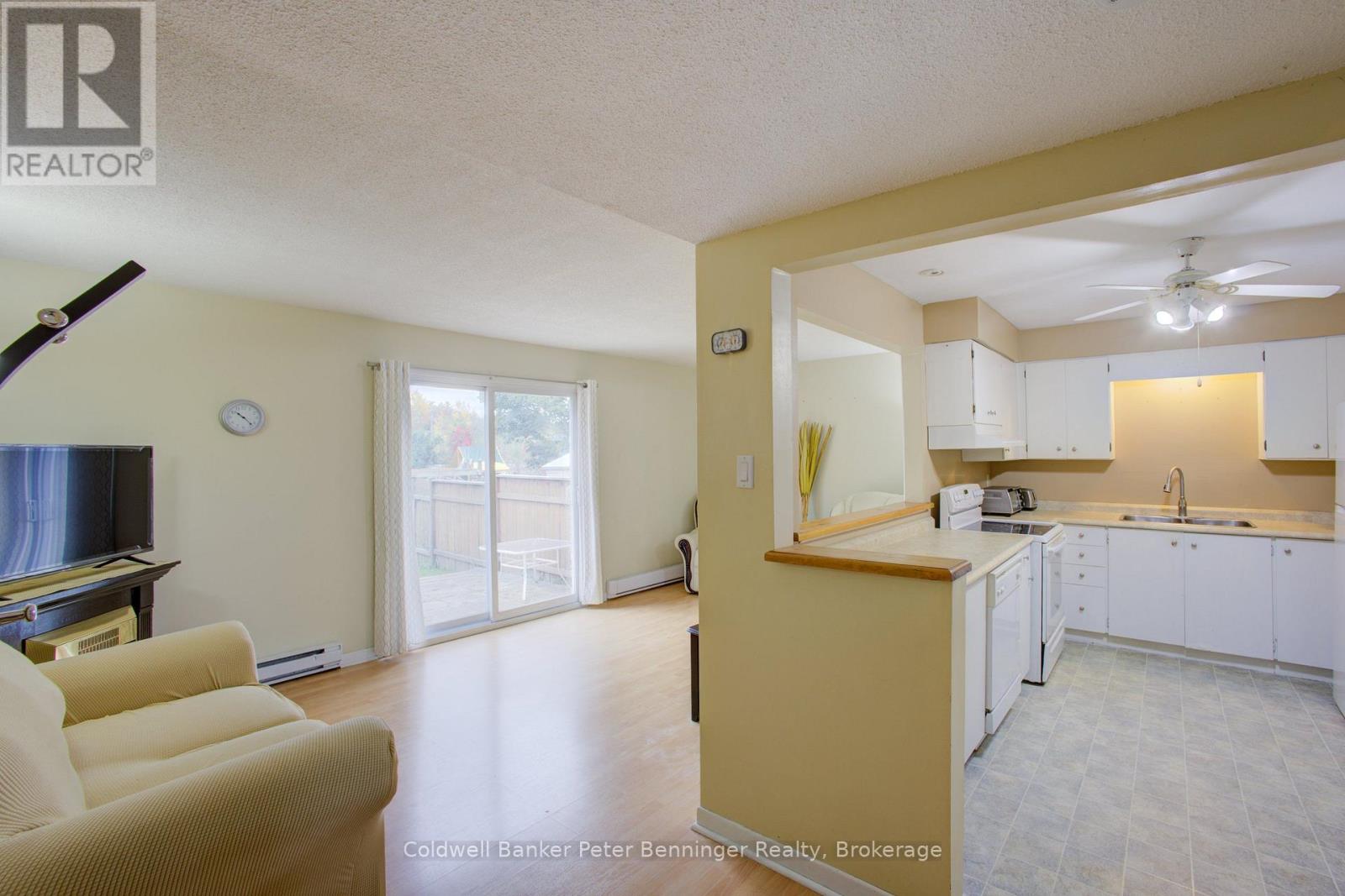 640 Hunter Street Property Photo 6
