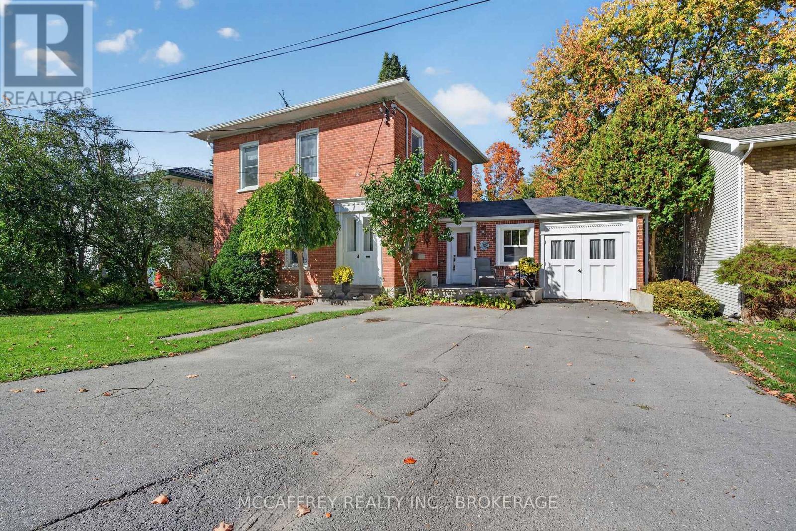 2 Briggs Street Property Photo 1