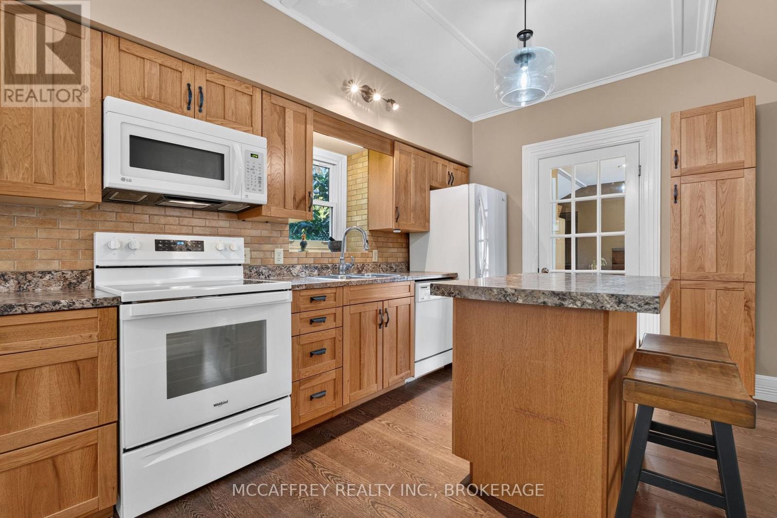 2 Briggs Street Property Photo 16