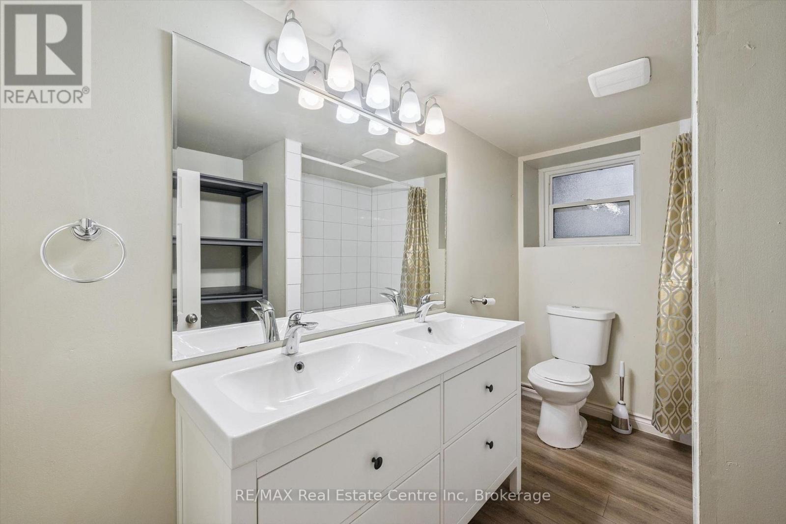 11 Neeve Street Property Photo 18