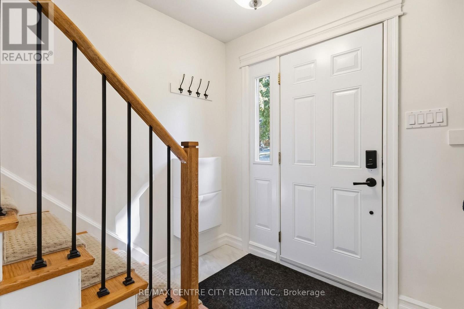 419 Briarhill Avenue Property Photo 5