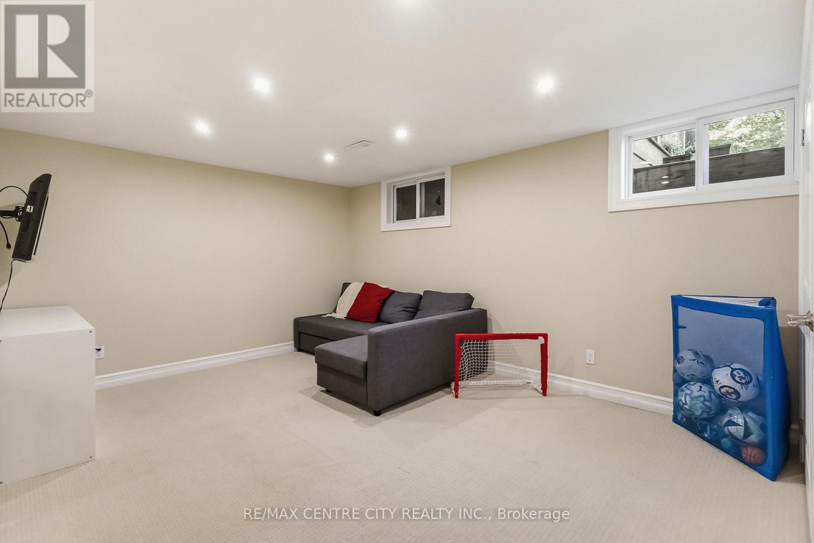 419 Briarhill Avenue Property Photo 34