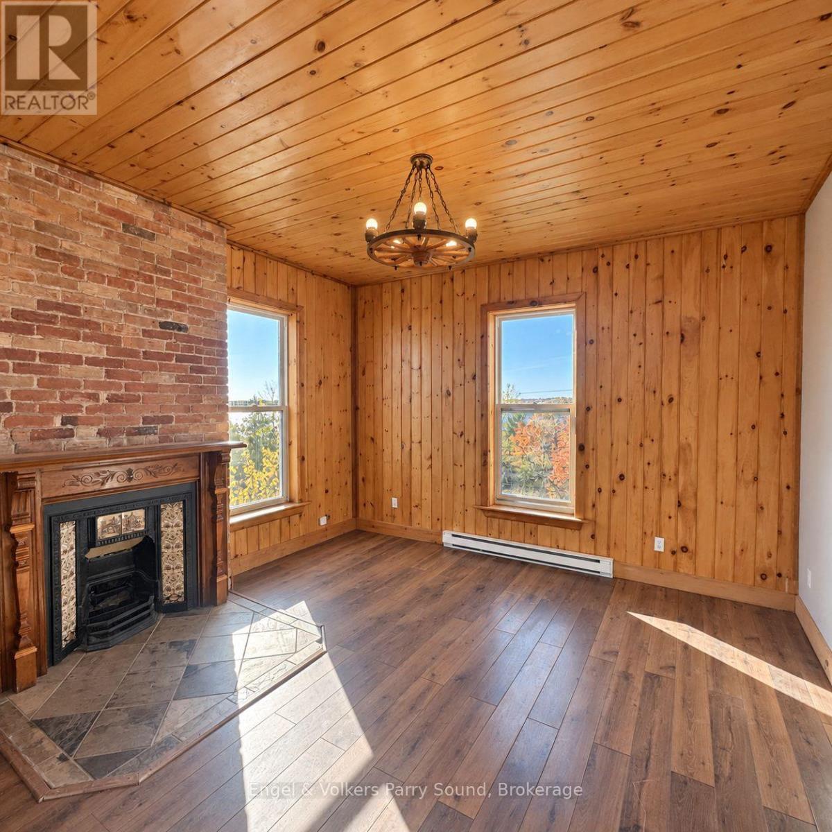 203 - 84 Great North Road Property Photo 5