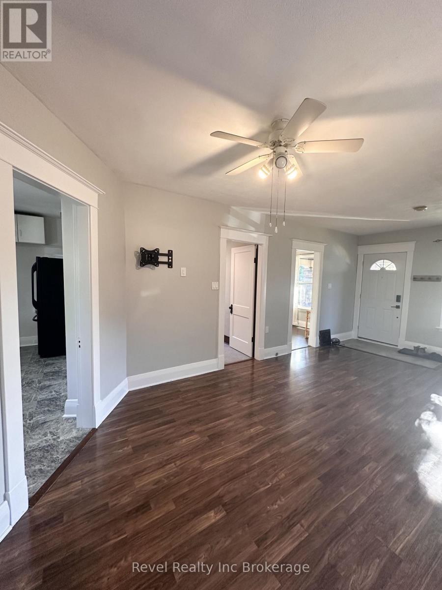 162 Brisbin Street Property Photo 12