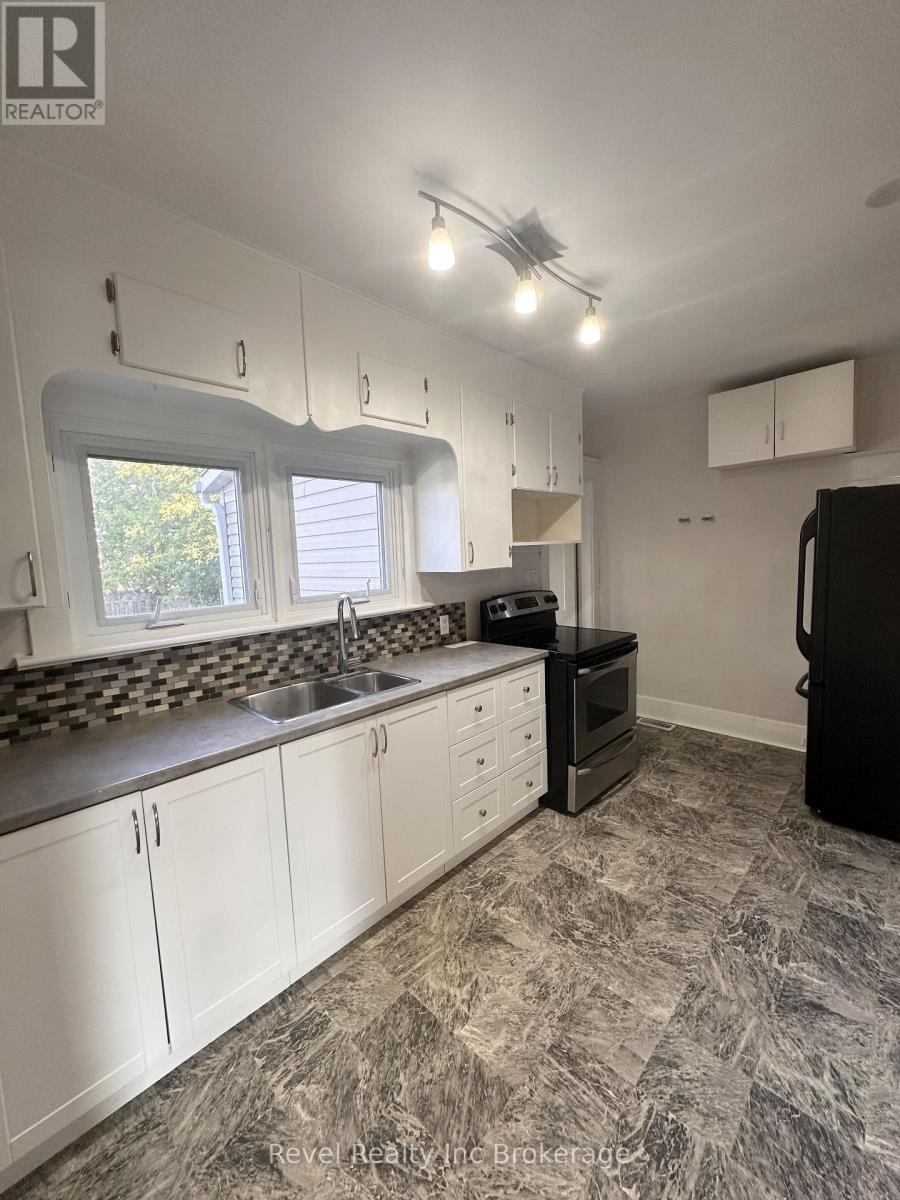 162 Brisbin Street Property Photo 13