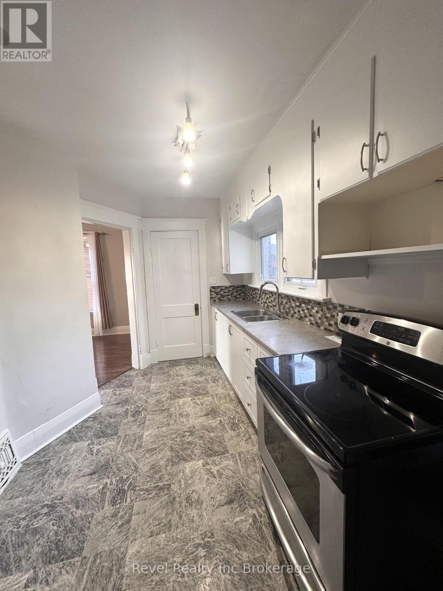 162 Brisbin Street Property Photo 14