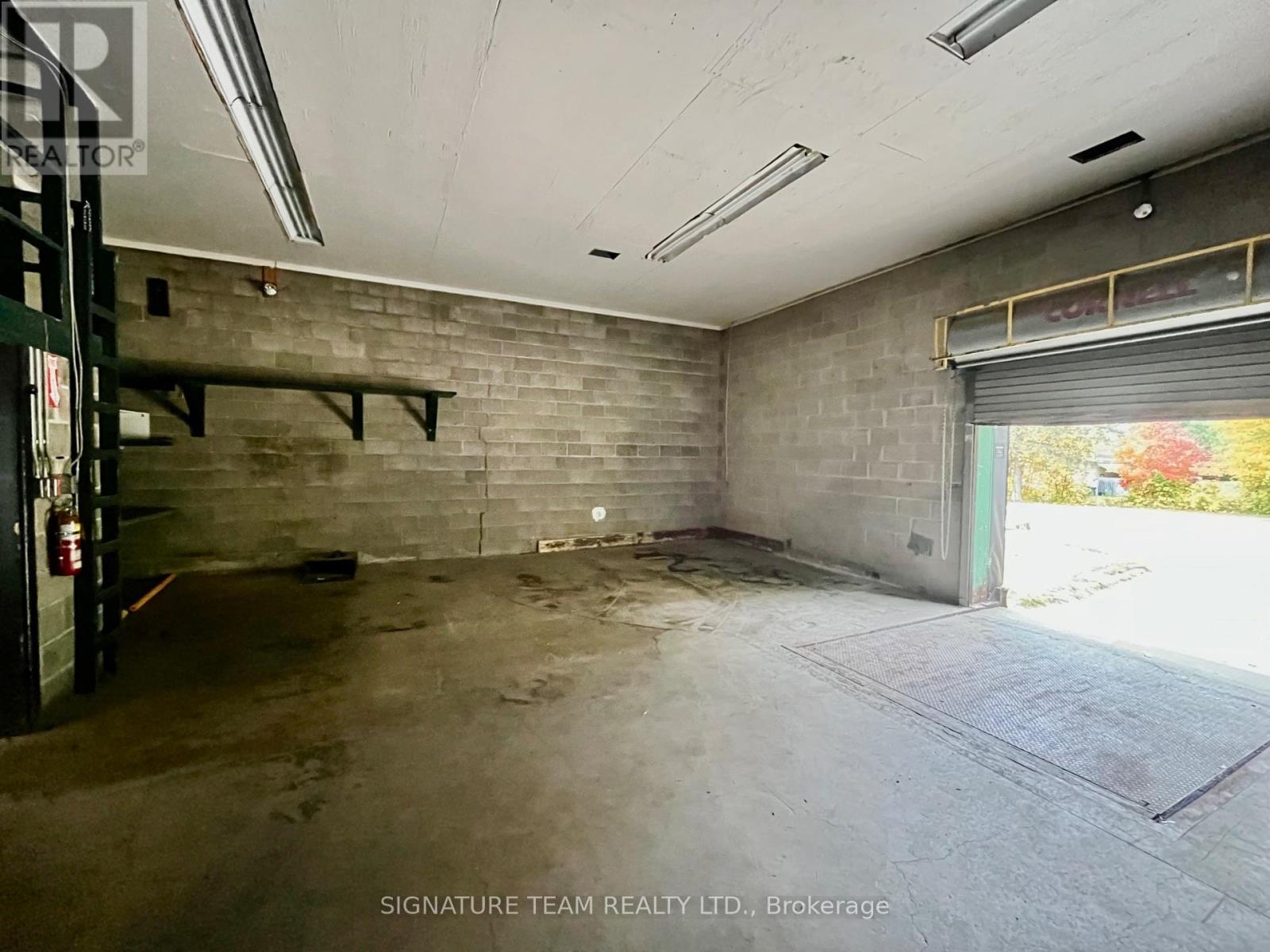 8647 60 Highway Property Photo 8