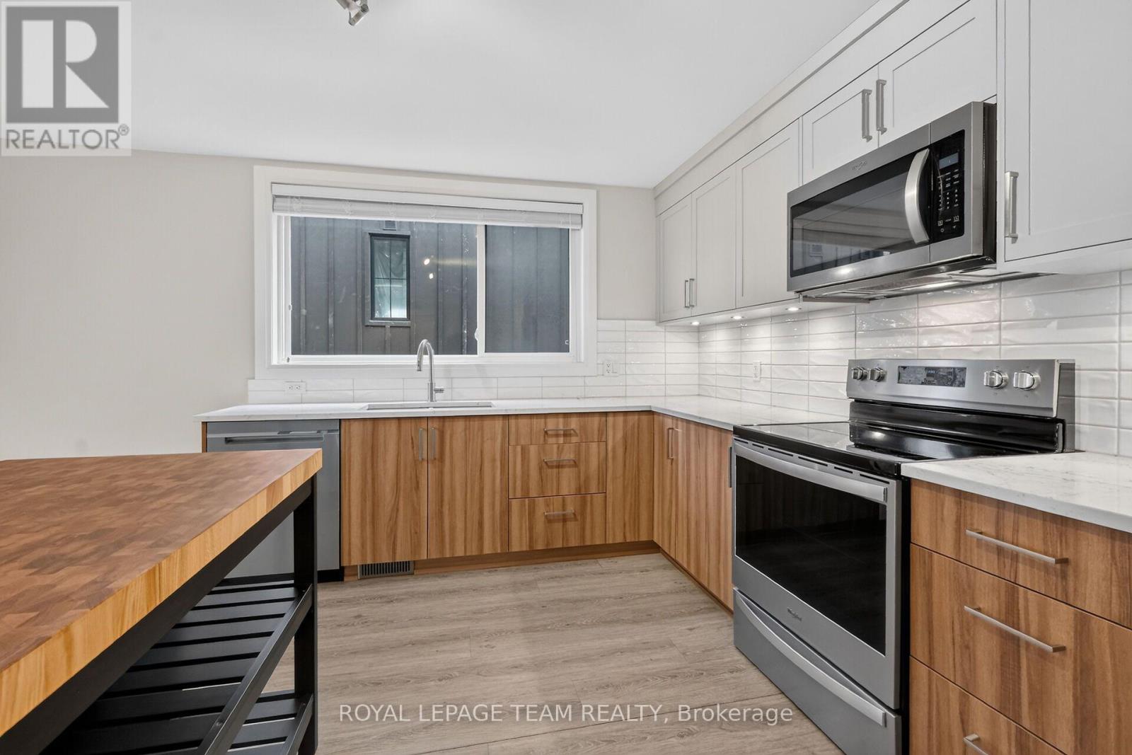 3 - 336 Tweedsmuir Avenue Property Photo 23