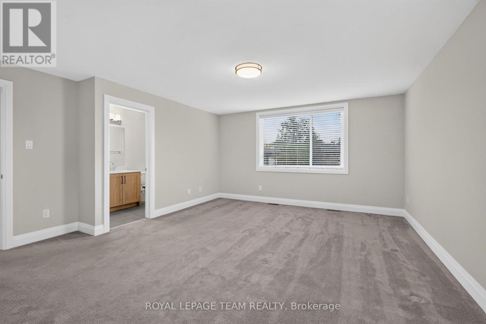 3 - 336 Tweedsmuir Avenue Property Photo 38