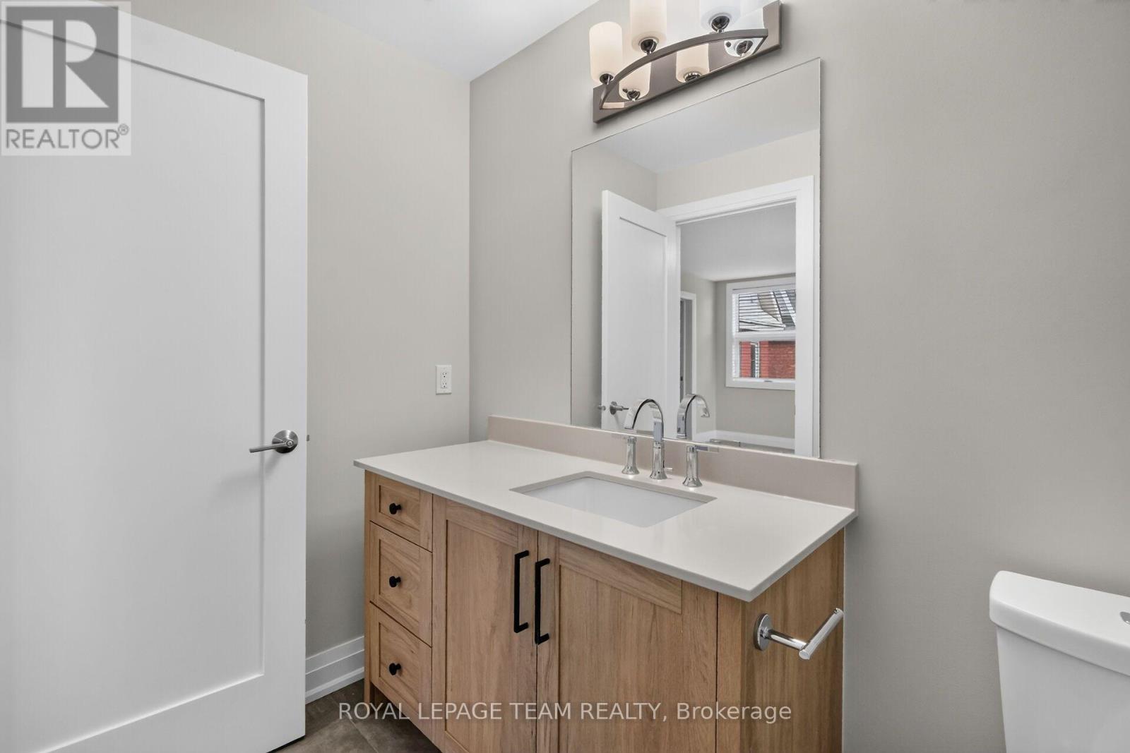 3 - 336 Tweedsmuir Avenue Property Photo 42