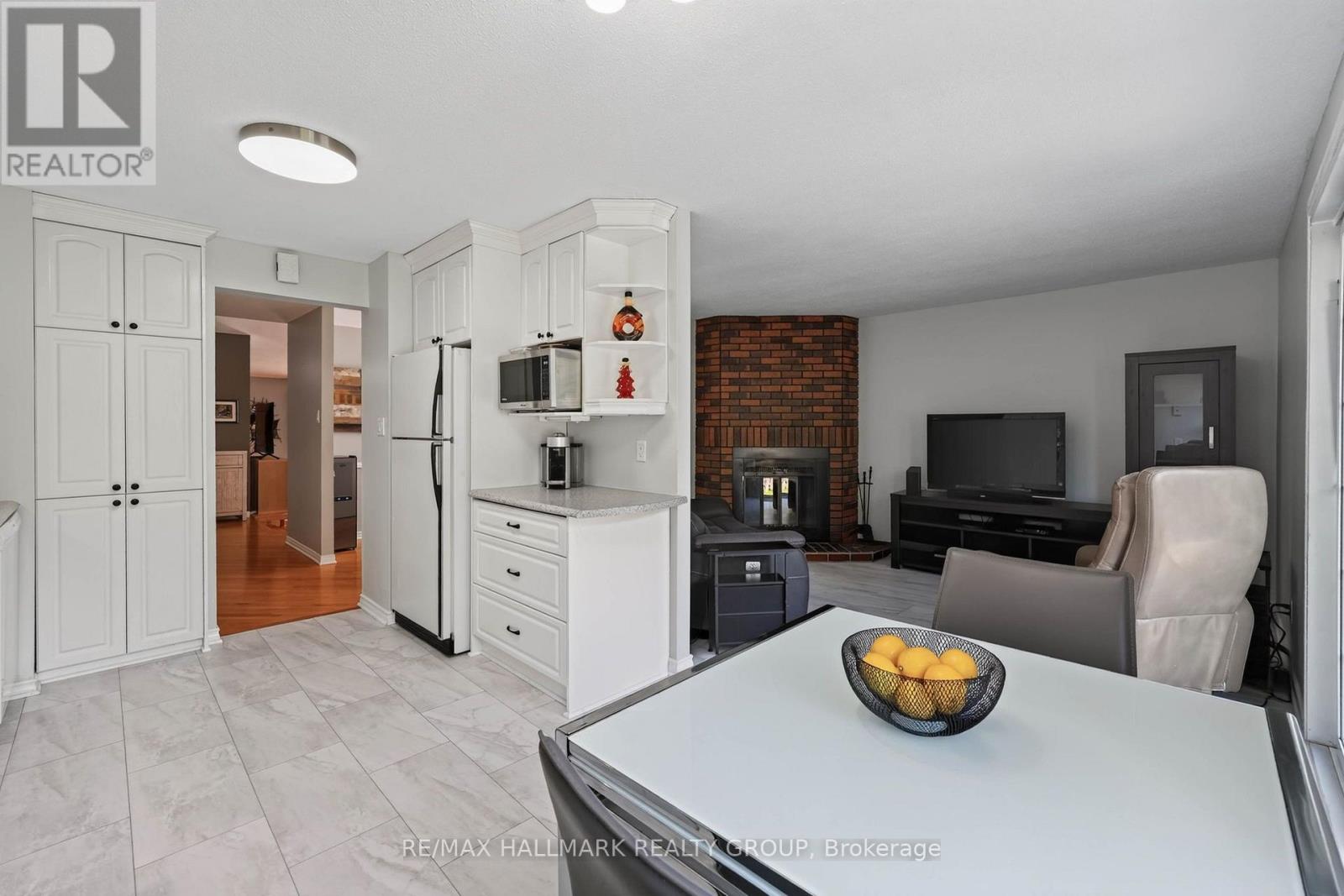 1055 Avignon Court Property Photo 15