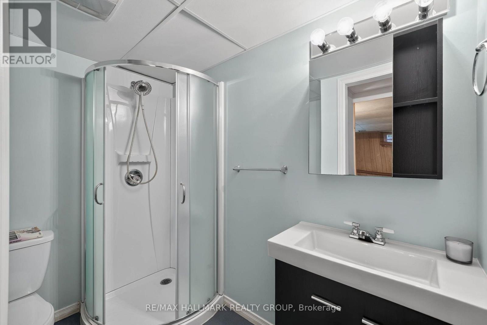 1055 Avignon Court Property Photo 32