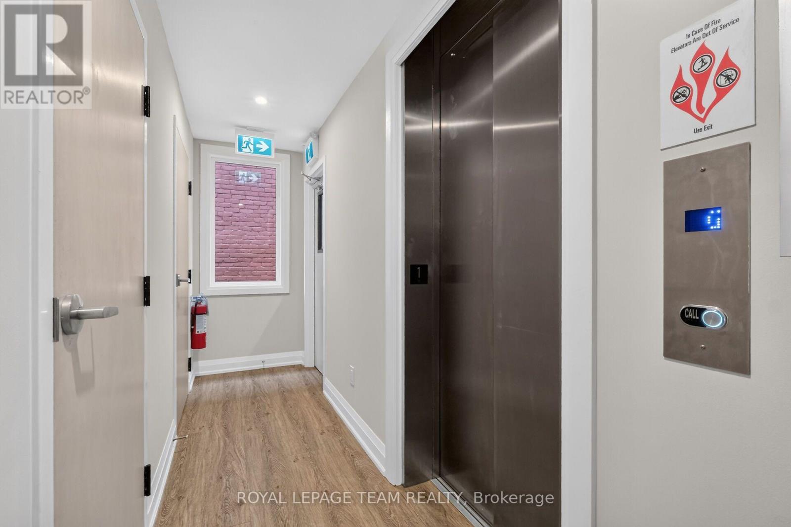 2 - 336 Tweedsmuir Avenue Property Photo 6