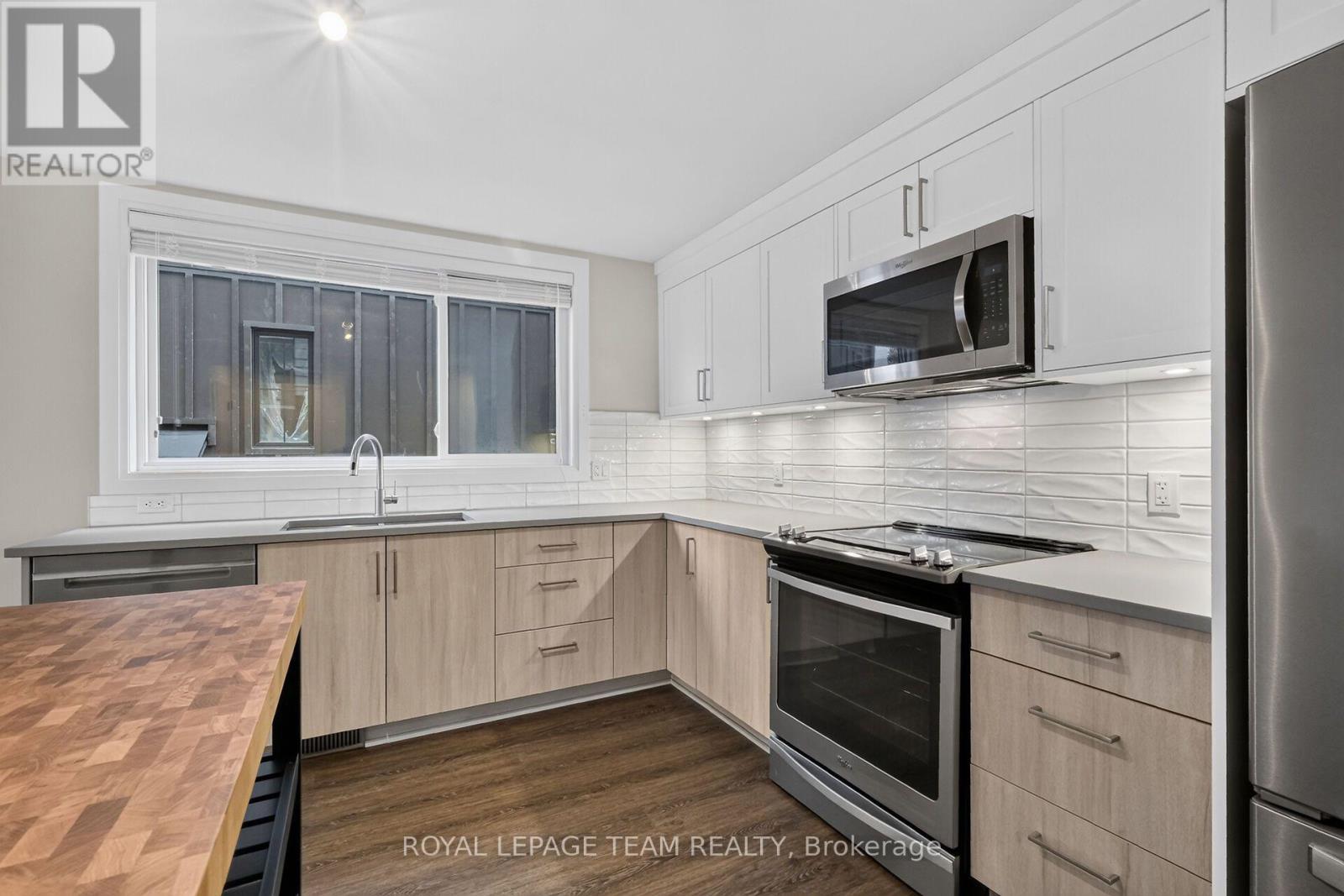 2 - 336 Tweedsmuir Avenue Property Photo 20