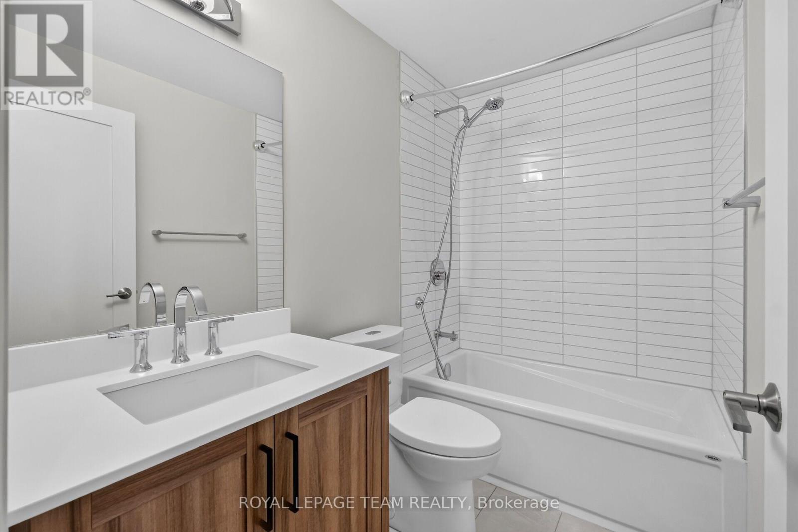 2 - 336 Tweedsmuir Avenue Property Photo 30