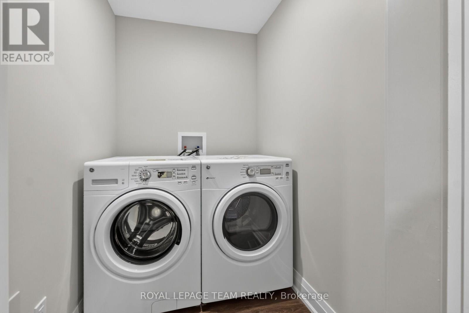 2 - 336 Tweedsmuir Avenue Property Photo 32