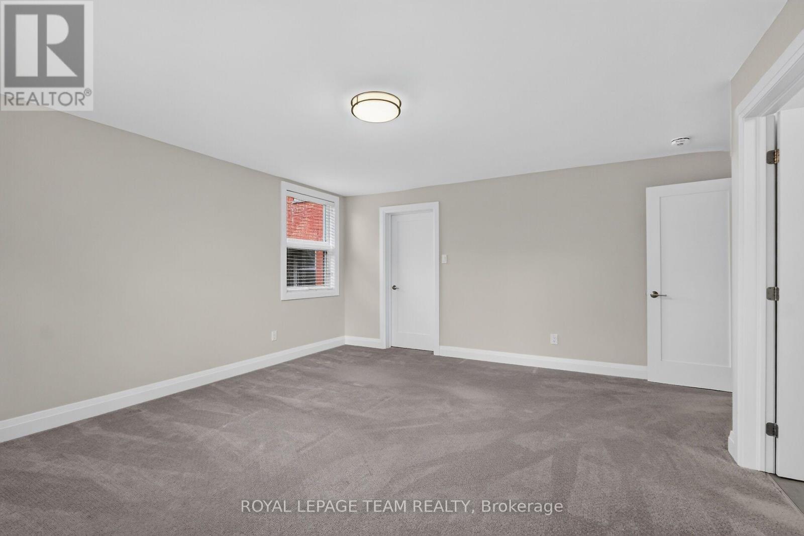 2 - 336 Tweedsmuir Avenue Property Photo 36