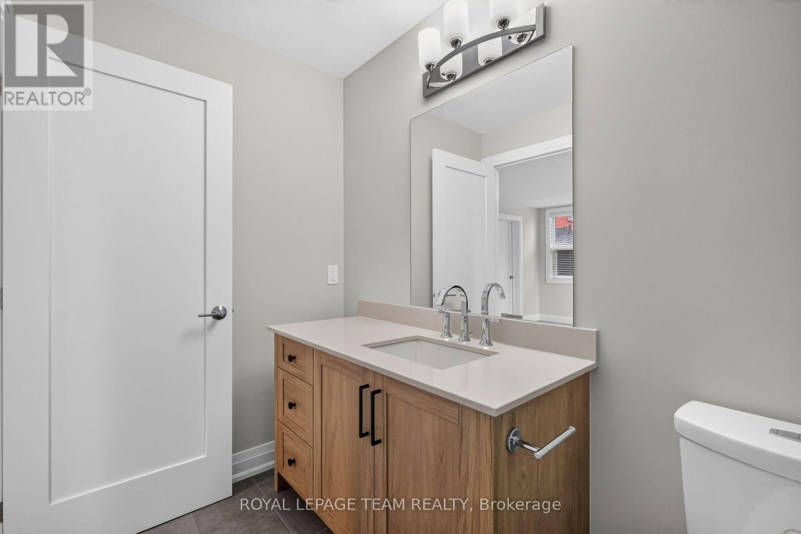 2 - 336 Tweedsmuir Avenue Property Photo 38