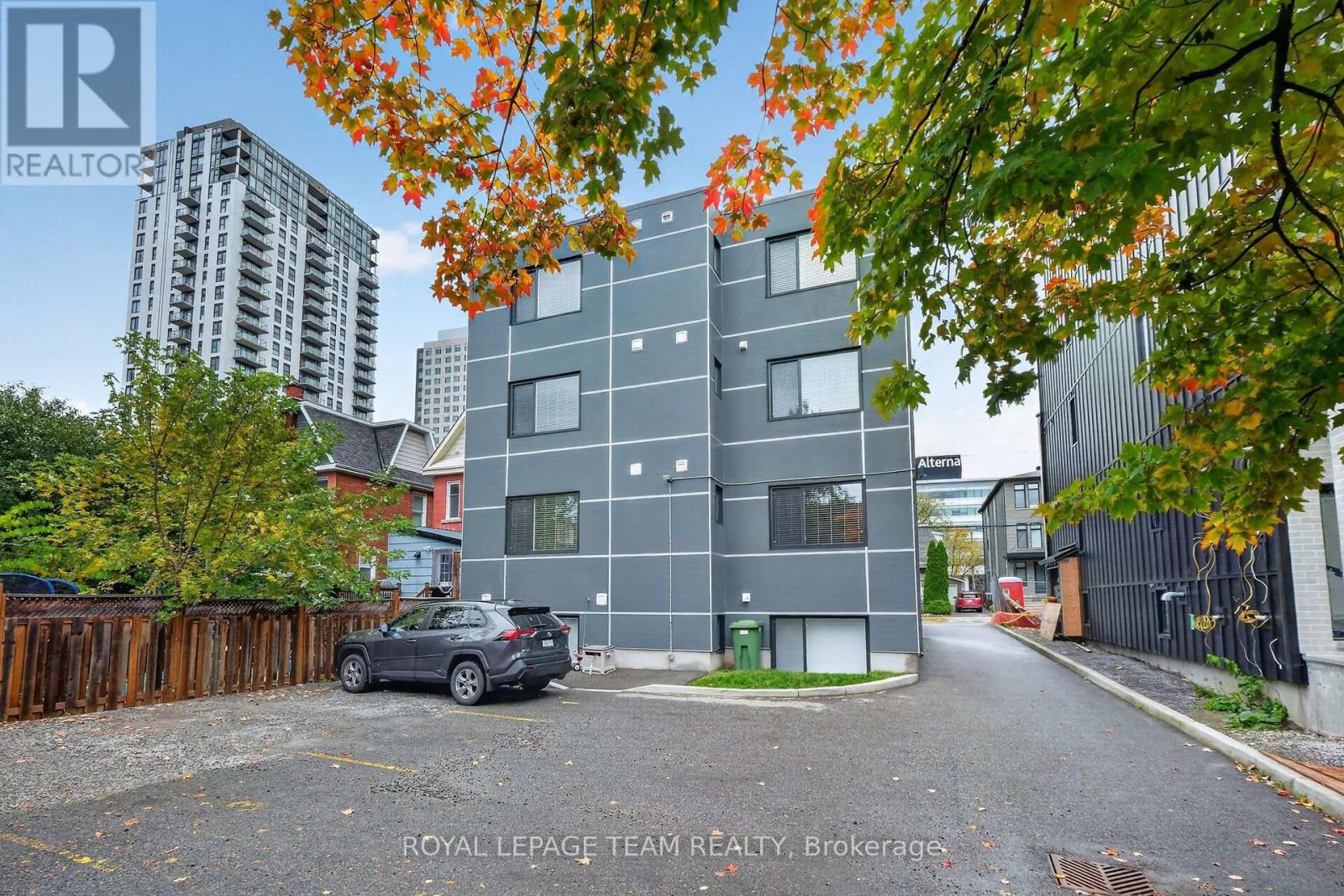 2 - 336 Tweedsmuir Avenue Property Photo 43