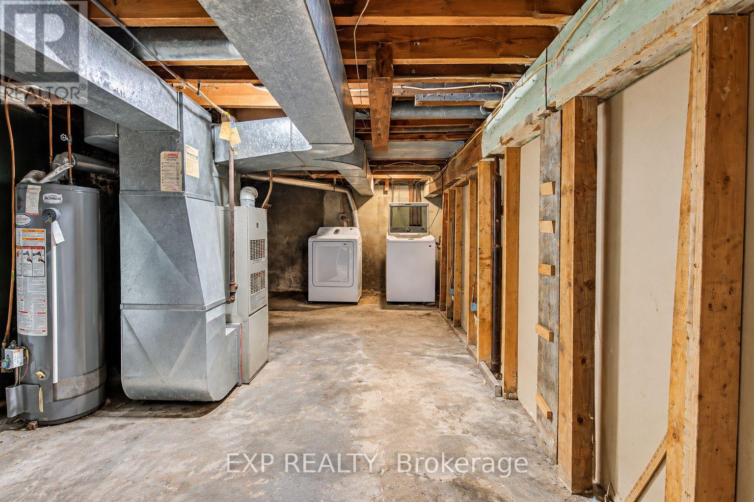 46 Maitland Street Property Photo 13