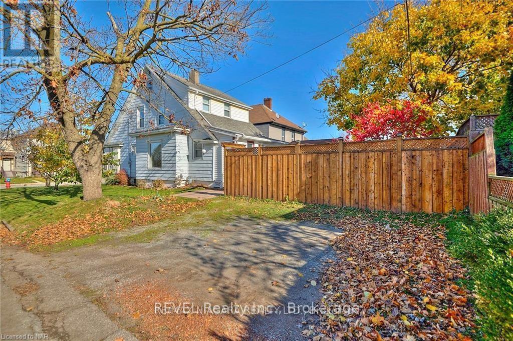 4744 Jepson Street Property Photo 4
