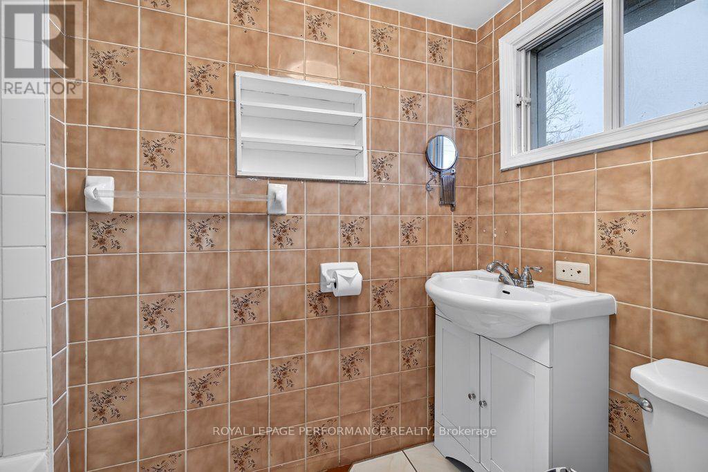 137 Genest Street Property Photo 23