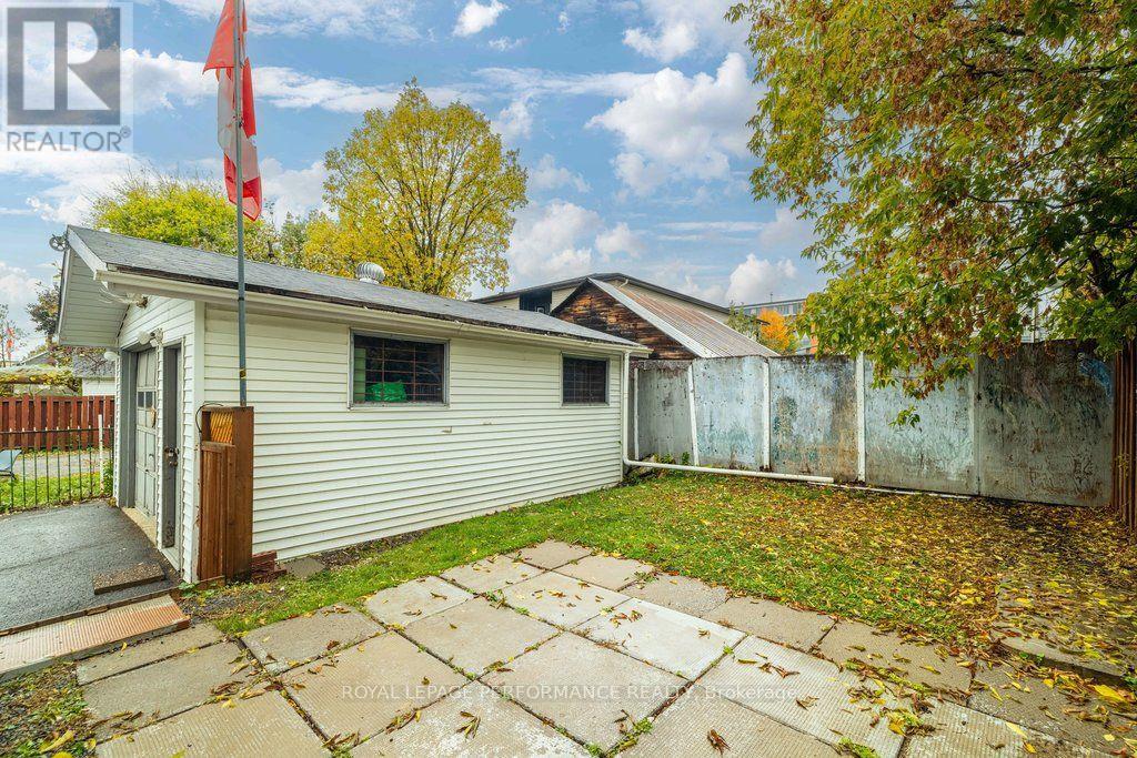 137 Genest Street Property Photo 45