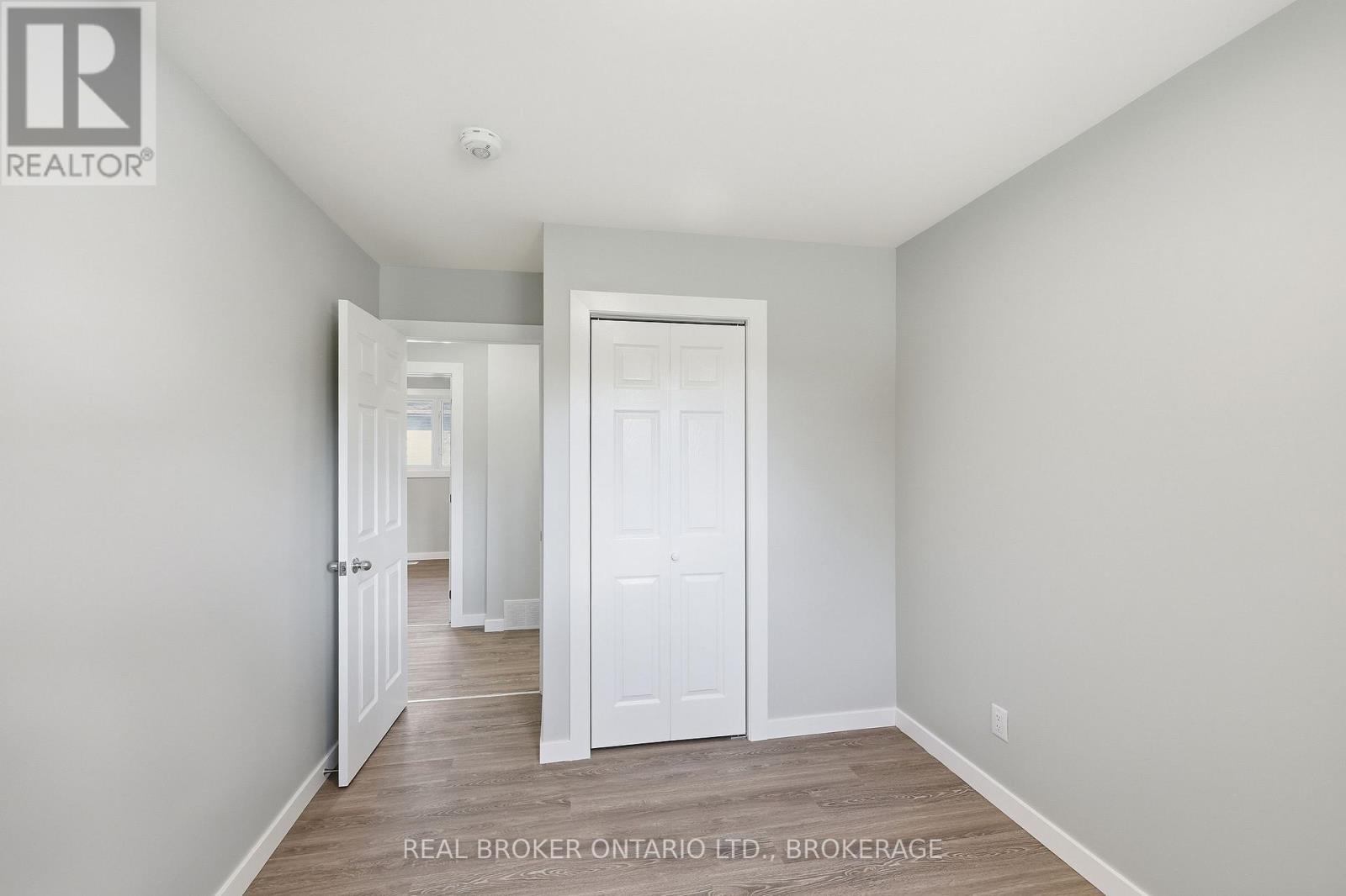 759 High Gate Park Drive Property Photo 18