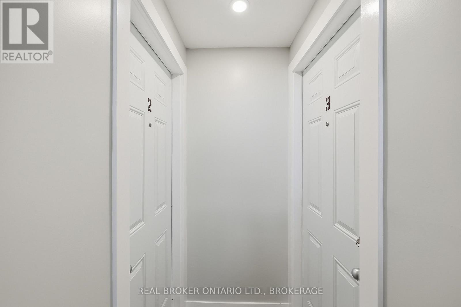 759 High Gate Park Drive Property Photo 23