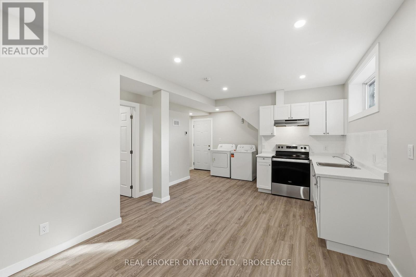 759 High Gate Park Drive Property Photo 25