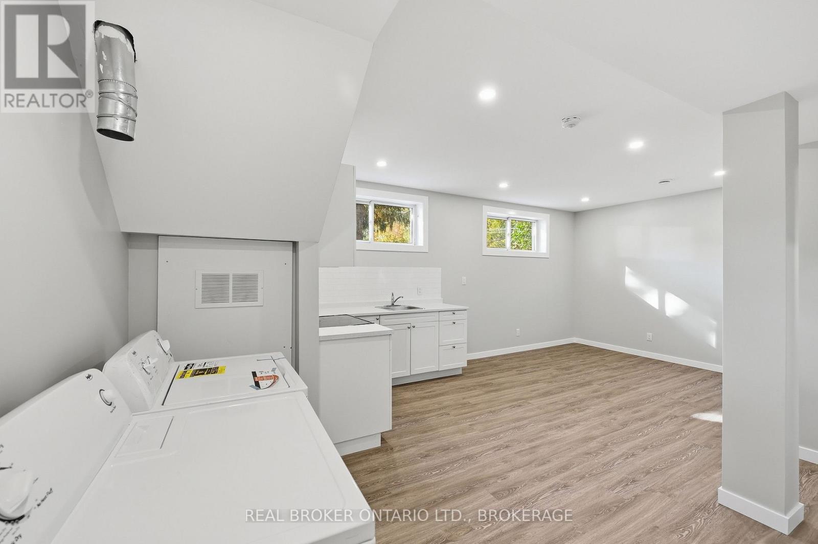 759 High Gate Park Drive Property Photo 28