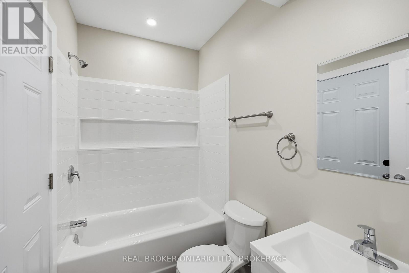 759 High Gate Park Drive Property Photo 31