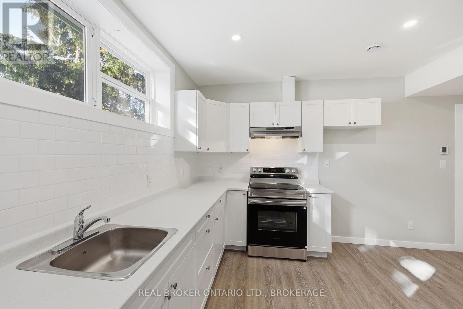 759 High Gate Park Drive Property Photo 35