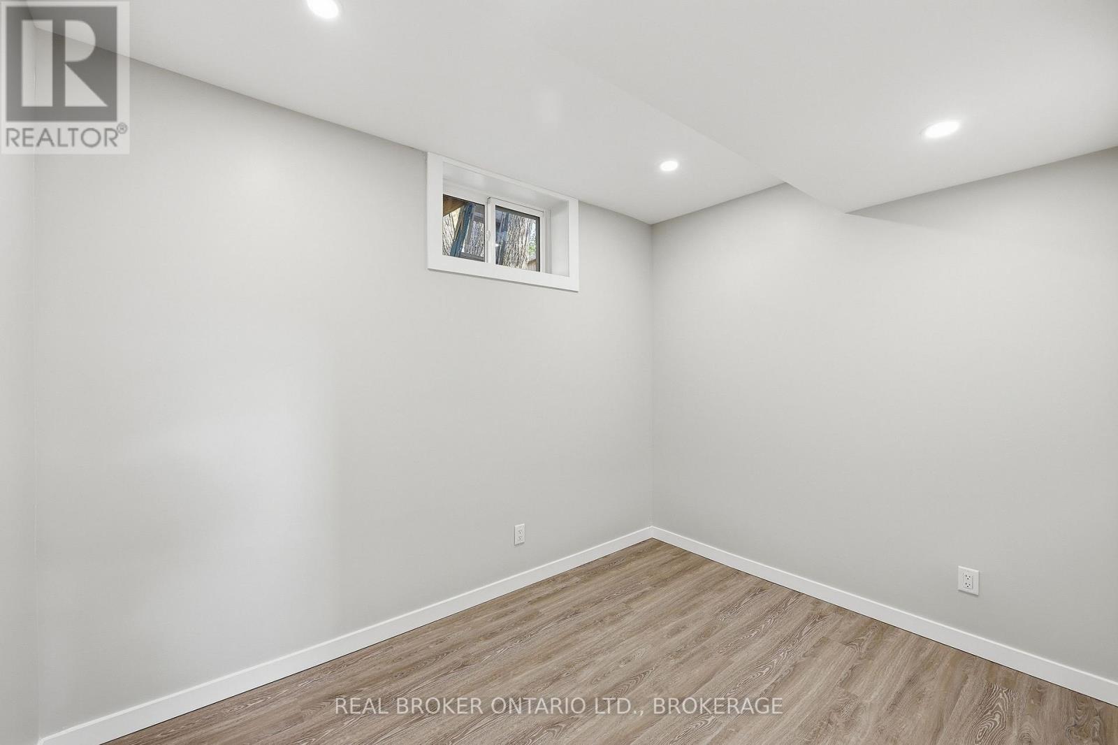 759 High Gate Park Drive Property Photo 37