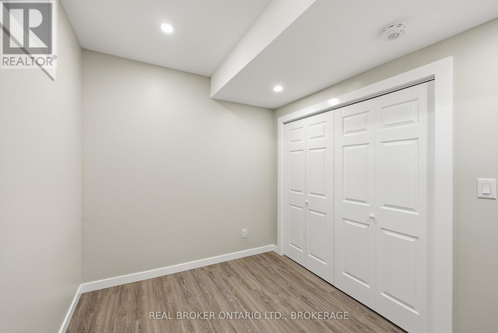759 High Gate Park Drive Property Photo 38