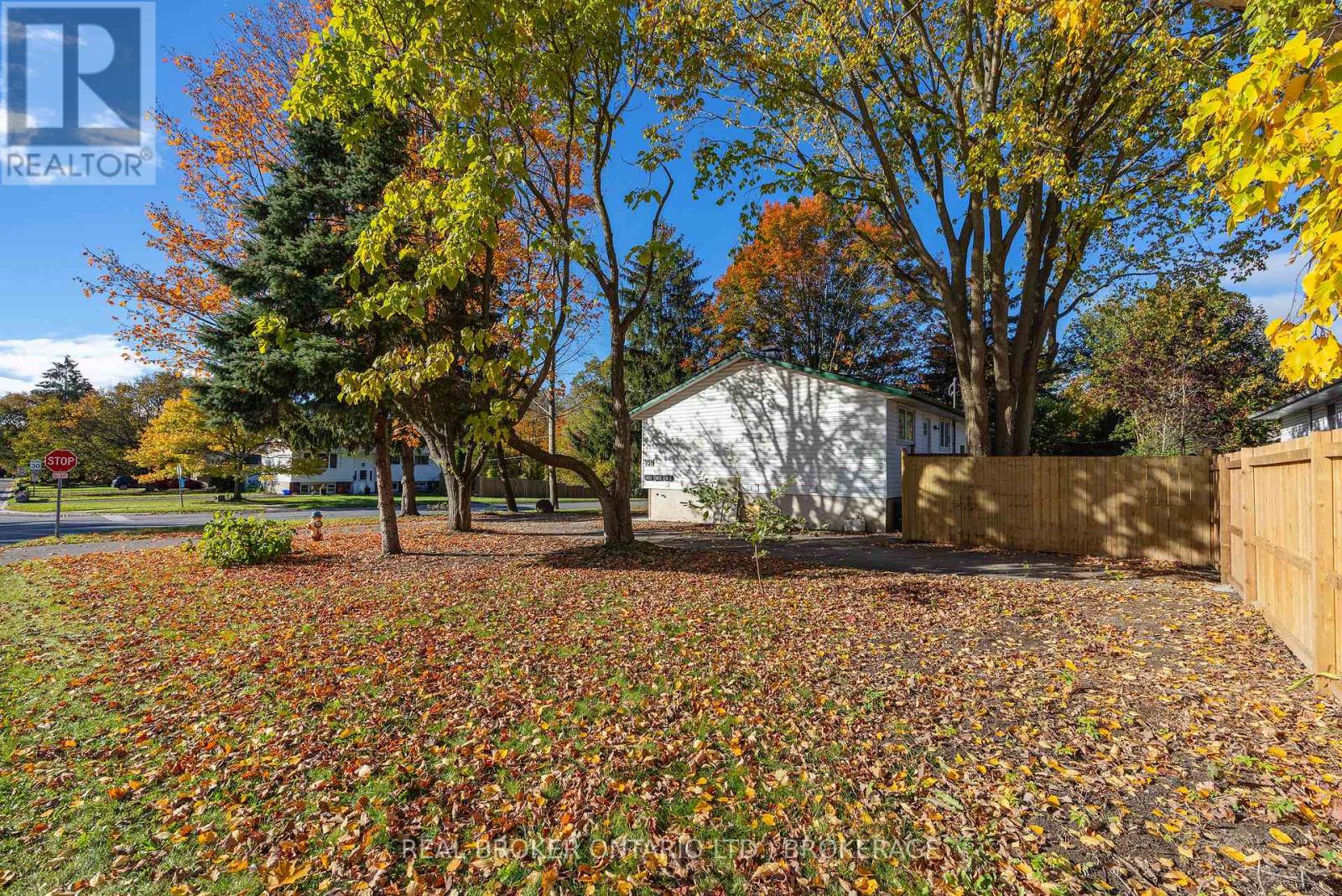 759 High Gate Park Drive Property Photo 45