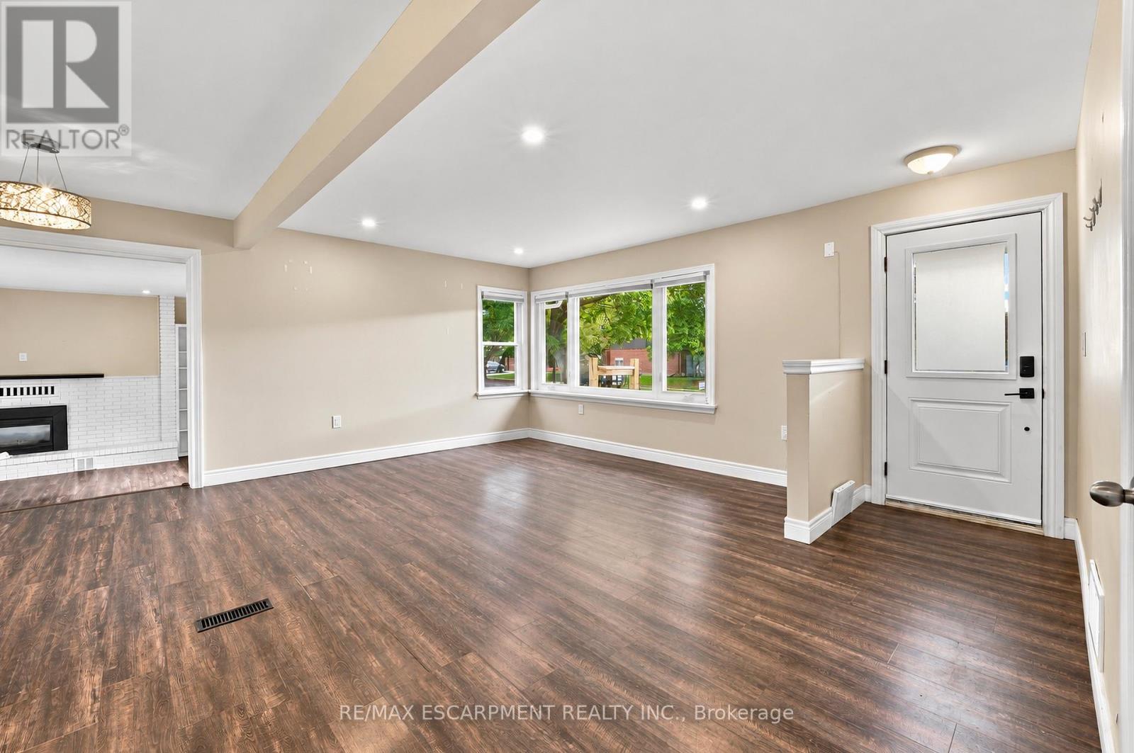 67 Forster Street Property Photo 6